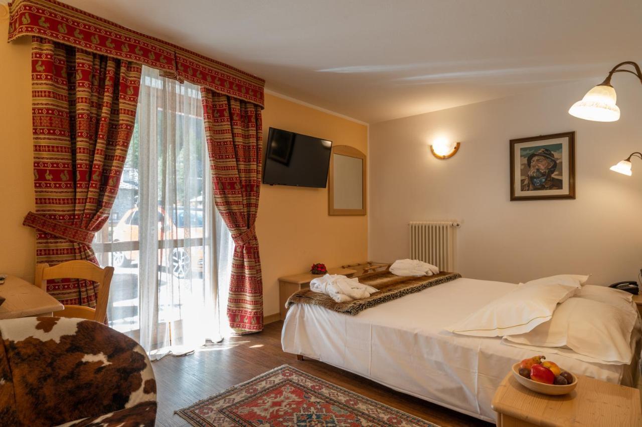 Lo Scoiattolo Hotel Gressoney-La-Trinite
